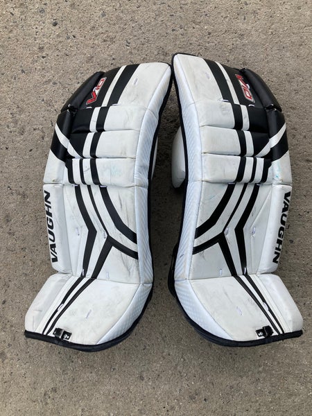 24+2" Youth Vaughn V10 Goalie Leg Pads