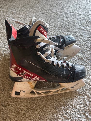 CCM JetSpeed Control Hockey Skates Regular Width 8.5 NO STEEL