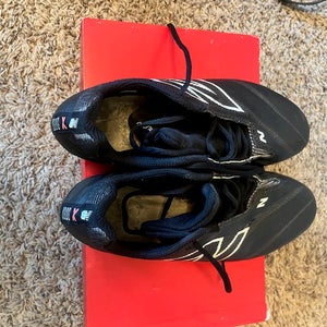 Black Men's Size M 7.0 (W 8.0) New Balance Low Top Molded Cleats (Used)