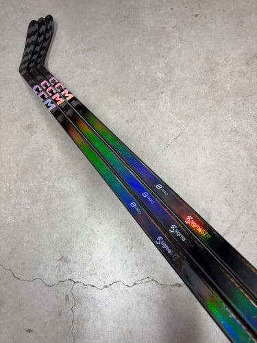 3 PACK 40 Flex P28+1/4 JR CCM Jetspeed FT8 Pro Right Hand Hockey Stick Pro Stock (New)