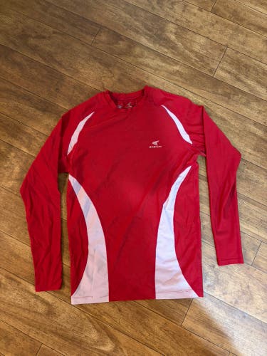 Red Small Adult Unisex Easton Shirt (Used)