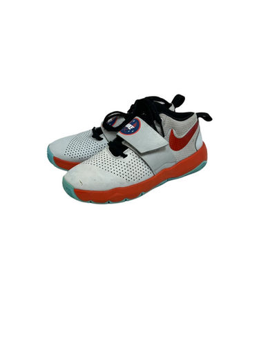 Used Nike TEAM HUSTLE D8 Basketball Shoes Y White Junior 04.5 11692-S000149953
