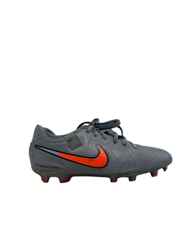 Used Nike TIEMPO Soccer Cleats Grey Junior 04.5 11692-S000149983