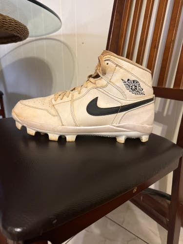 White Men's Size M 11.5 (W 12.5) Nike Air Jordan High Top (Used)