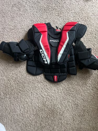 Large/Extra Large CCM Extreme Flex E6.5 Goalie Chest Protector (Used)