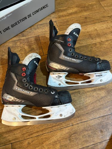 Easton Synergy EQ Hockey Skates Regular Width 6.5 (Used)
