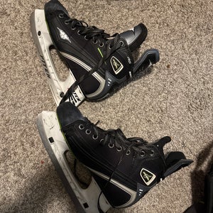 Black Mission Fuel 80 AG Hockey Skates 7 (Used)
