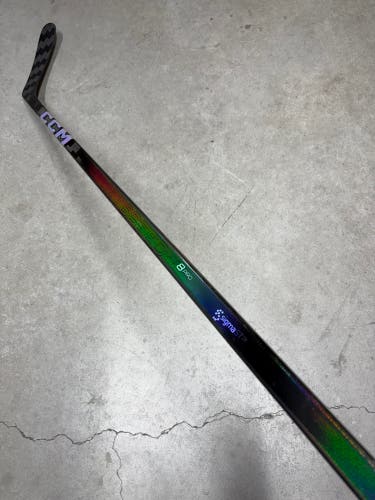 40 Flex P29+1/4 JR CCM Jetspeed FT8 Pro Right Hand Hockey Stick Pro Stock (New)
