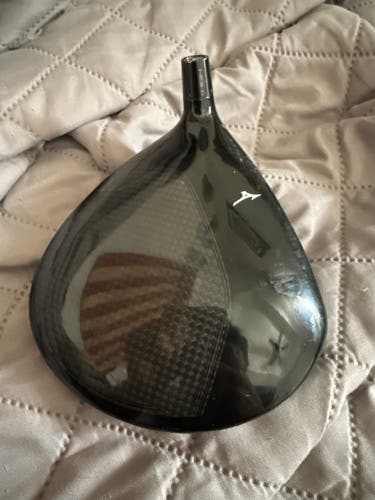 Men's Mizuno Driver Right Handed Club Head (Used)