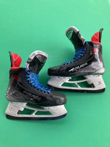 Intermediate Bauer Vapor X5 Pro Hockey Skates | Size 6.5 Fit 2