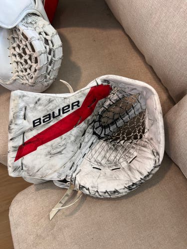 Florida Panthers Vanecek Bauer Shadow Glove