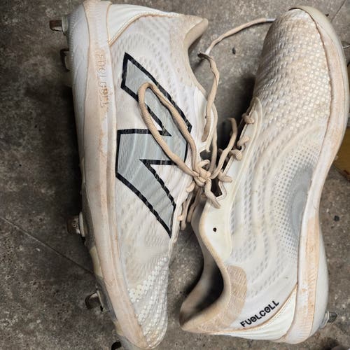 White Men's Size 13.0 (W 14.0) Adult New Balance Low Top Metal (Used)
