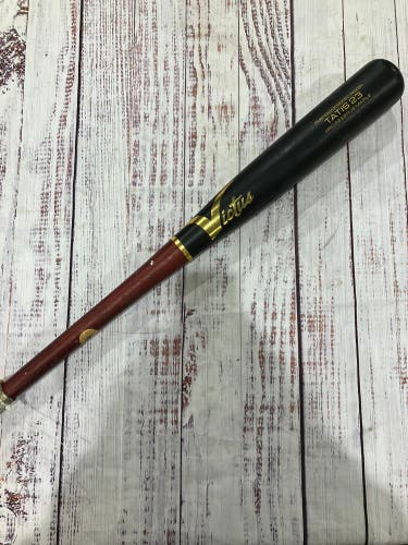 2023 Victus Tatis23 Pro Reserve Maple Bat Maple 32" (Used)