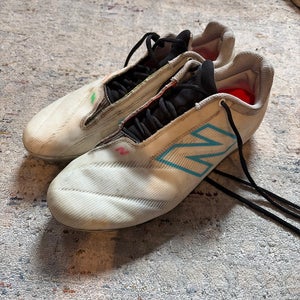 White Men's Size M 10.5 (W 11.5) Adult New Balance Burn X4 Low Top (Used)