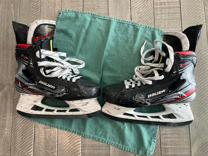 Black 2019 Bauer Vapor 2X Pro Hockey Skates Regular Width 7 (Used)