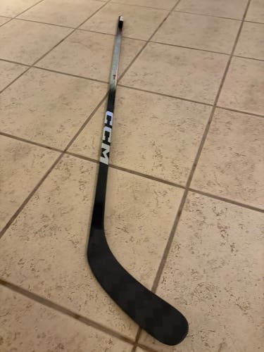 Intermediate CCM JetSpeed FT8 Pro Left Hand Hockey Stick P29 55 Flex (New)