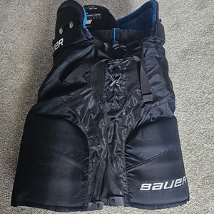 Men's Intermediate Medium Bauer HP Elite Hockey Pants (Used)
