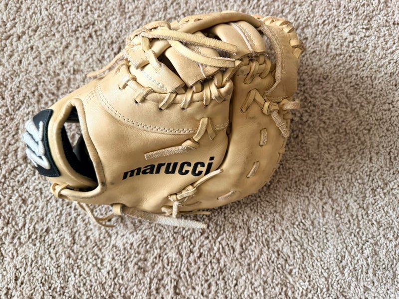 Marucci Ascension LH Baseball Glove 12.5” – Very Lightly Used – Excellent Condition