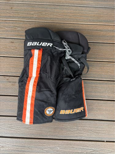 Men's Senior Medium Bauer Supreme Pro Hockey Pants Pro Stock (Used)
