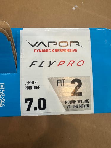 New *With steel* Vapor Flypro size 7 skates