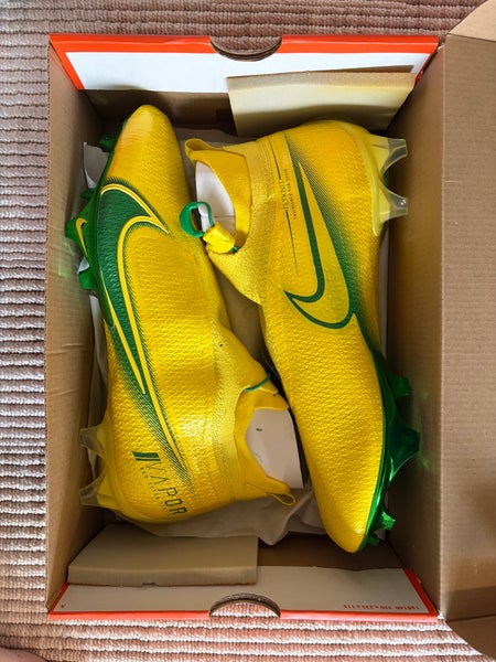 Oregon Men's Size M 10.0 (W 11.0) Nike Vapor Edge Elite 360 Flyknit (New)