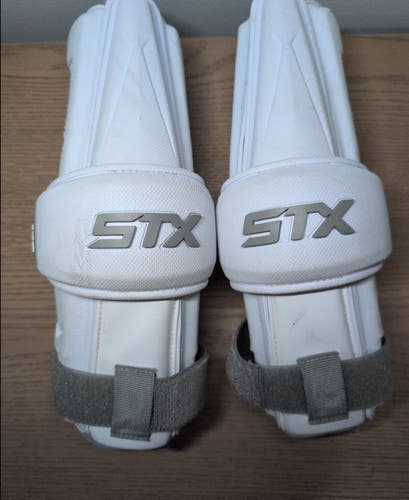 Large Adult STX Stallion 1k Arm Guards (Used)