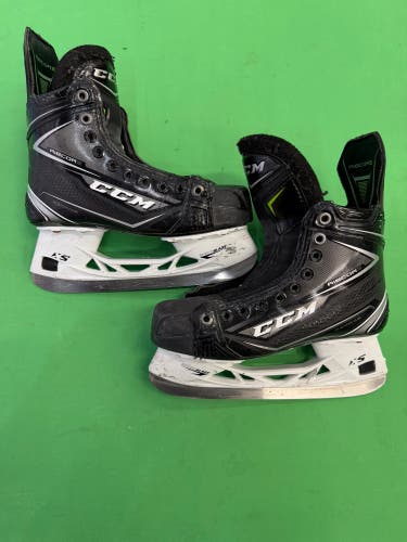 Intermediate CCM Ribcor Platinum (SMU) Hockey Skates Regular Width Size 4 (Used)
