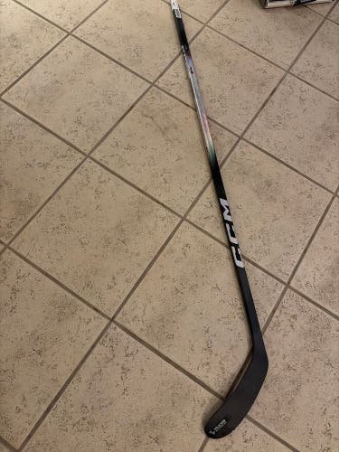 Senior CCM JetSpeed FT8 Pro Left Hand Hockey Stick P28 80 Flex (New)