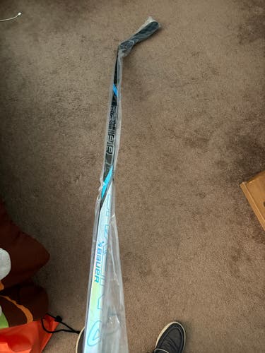 Senior Bauer Nexus Tracer Right Handed Hockey Stick P92 70 Flex (New) + 5 Rolls of White Tape