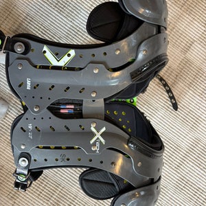 X Tech Large Football Shoulder Pads w/ Oregon Ducks Backplate