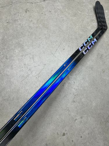 2 Pack 40 Flex P28+1/4 JR CCM Jetspeed FT8 Pro Left Hand Hockey Stick Pro Stock (New)
