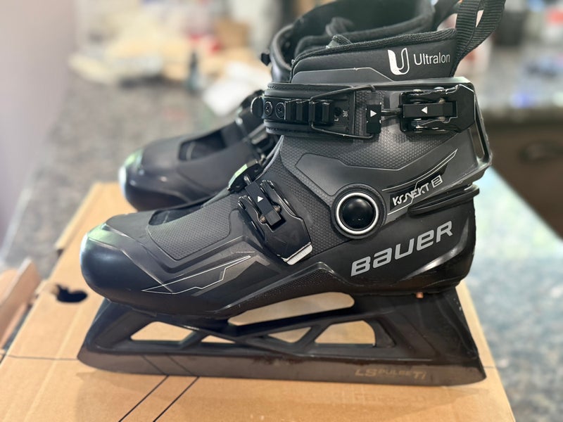 2024 Bauer Konekt 2 Hockey Goalie Skates Regular Width Size 4 (Used)