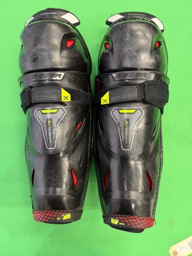 Intermediate Bauer Vapor Hyperlite Shin Pads 13" (Used)