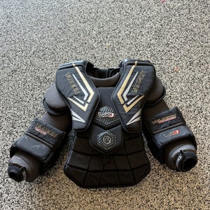 Small / Medium Vaughn Velocity VX1 Pro Goalie Chest Protector (Used)