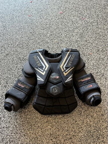 Small / Medium Vaughn Velocity VX1 Pro Goalie Chest Protector (Used)