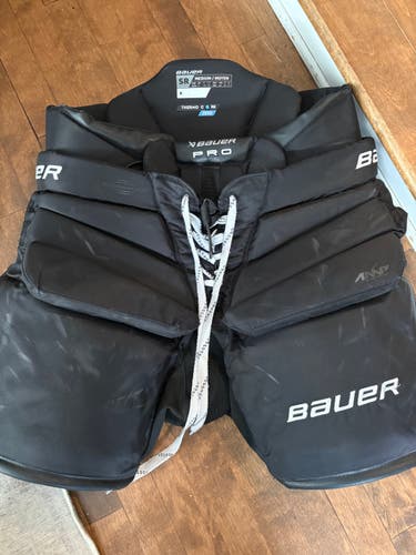 Senior Medium Bauer Pro Hockey Goalie Pants (Used)
