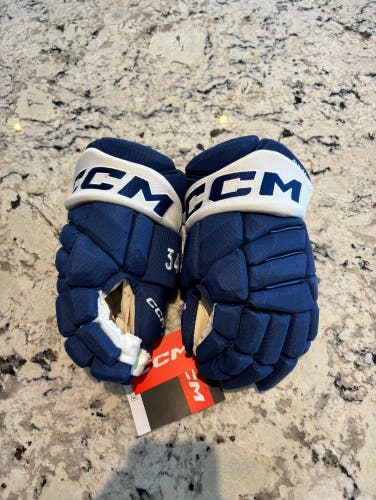 Brand New Auston Matthews Pro Stock 14” CCM Jetspeed FT1 Pro Player Gloves Toronto Maple Leafs