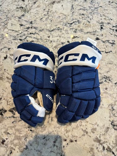 Brand New Auston Matthews Pro Stock 13” CCM Jetspeed FT1 Pro Player Gloves Toronto Maple Leafs