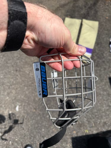 Large Bauer Profile I Full Cage (Used)