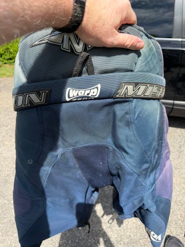 Men's Senior Large Mission M-1 Hockey Pants (Used)