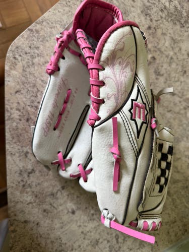 Easton RH Baseball Glove 11.5" (Used)