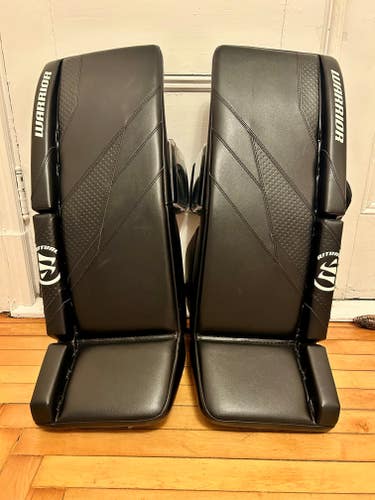 31" Warrior Ritual G7 Pro Goalie Leg Pads Pro Stock (Used)