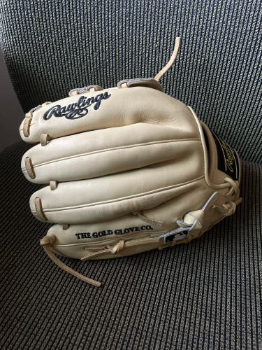 Rawlings Heart of the Hide Kris Bryant RH Outfield Baseball Glove 12.25" (Used)