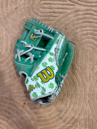 Green Wilson A2000 1786 RH Baseball Glove 11.5" (Used)