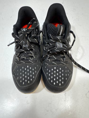 Black Kid's 13K (Little Kids) Youth Under Armour Low Top (Used)