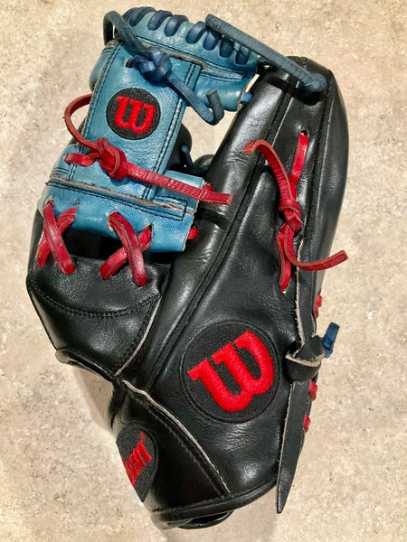Wilson A2000 RHT Infield Baseball Glove 11.75" (Used)