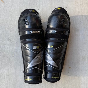Junior Bauer Supreme 3S Pro 12" Shin Pads (Used)