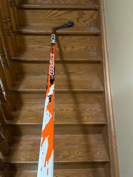 Senior CCM JetSpeed FT9 Pro Right Handed Hockey Stick P28 70 Flex Pro Stock (New)