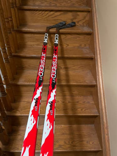 (2 Pack) Senior CCM JetSpeed FT9 Pro Right Handed Hockey Stick P28 75 Flex Pro Stock (New)