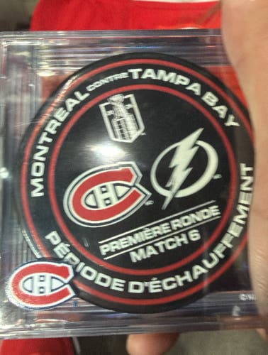 Montreal Canadiens / Tampa Bay Lightning warmup used puck game 6 in Montreal